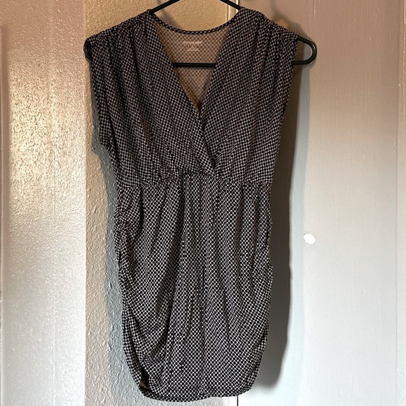 🌸4/$40 Patterned Ruched Maternity Top - Picture 1 of 5